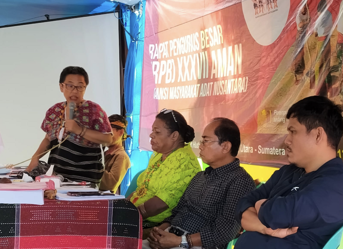 AMAN dan lembaga masyarakat sipil melakukan konsolidasi region Sumateradi wilayah adat Huta Lontung, Tapanuli Utara, Sumatera Utara. Foto: AMAN