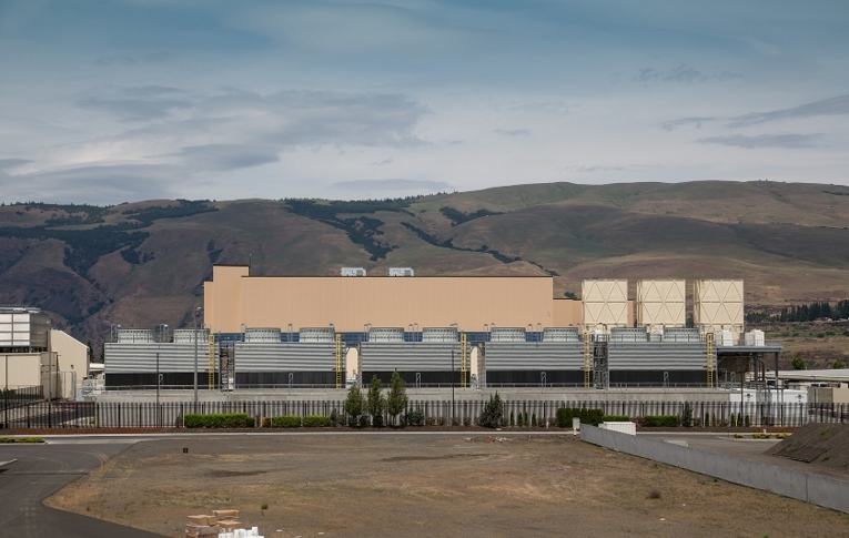 Pusat data milik Google di Oregon, AS. Sumber: Wikimedia Commons