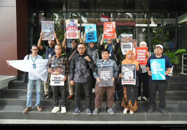 Tim Advokasi Keadilan Untuk Sumatera pasca sidang citizen lawsuit bencana sumatra di PTUN Jakarta, Rabu, 16/9/2026. Sumber: Trend Asia