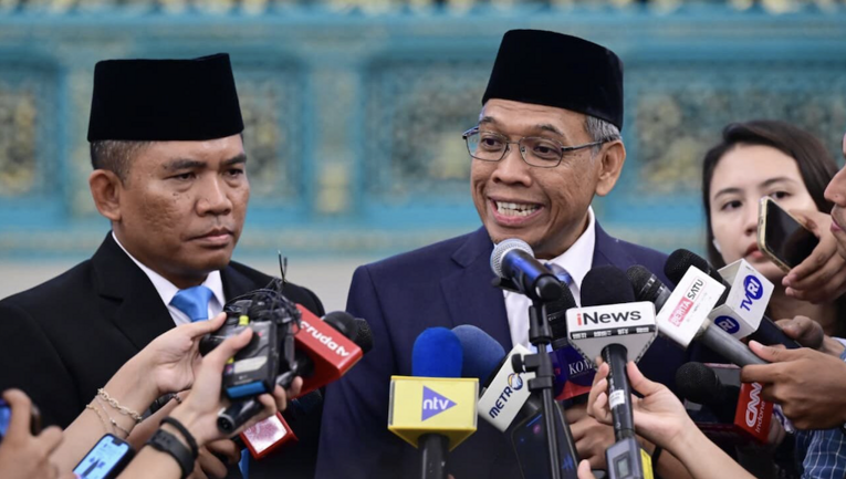 Satyawan Pudyatmoko diwawancarai usai pelantikan sebagai Kepala BPGMN di IStana Merdeka Jakarta pada Kamis (15/10/2026). Foto: BPMI Setpres/Muchlis Jr