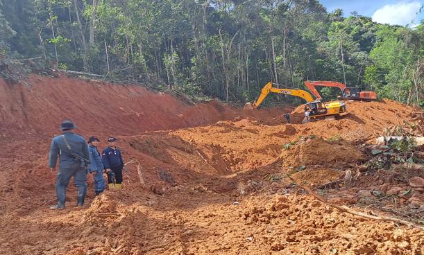 Tim Gakkum melakukan kegiatan Operasi Gabungan Penyelamatan Sumber Daya Alam di wilayah Kabupaten Tolitoli, Sulawesi Tengah. Foto: Gakkum.